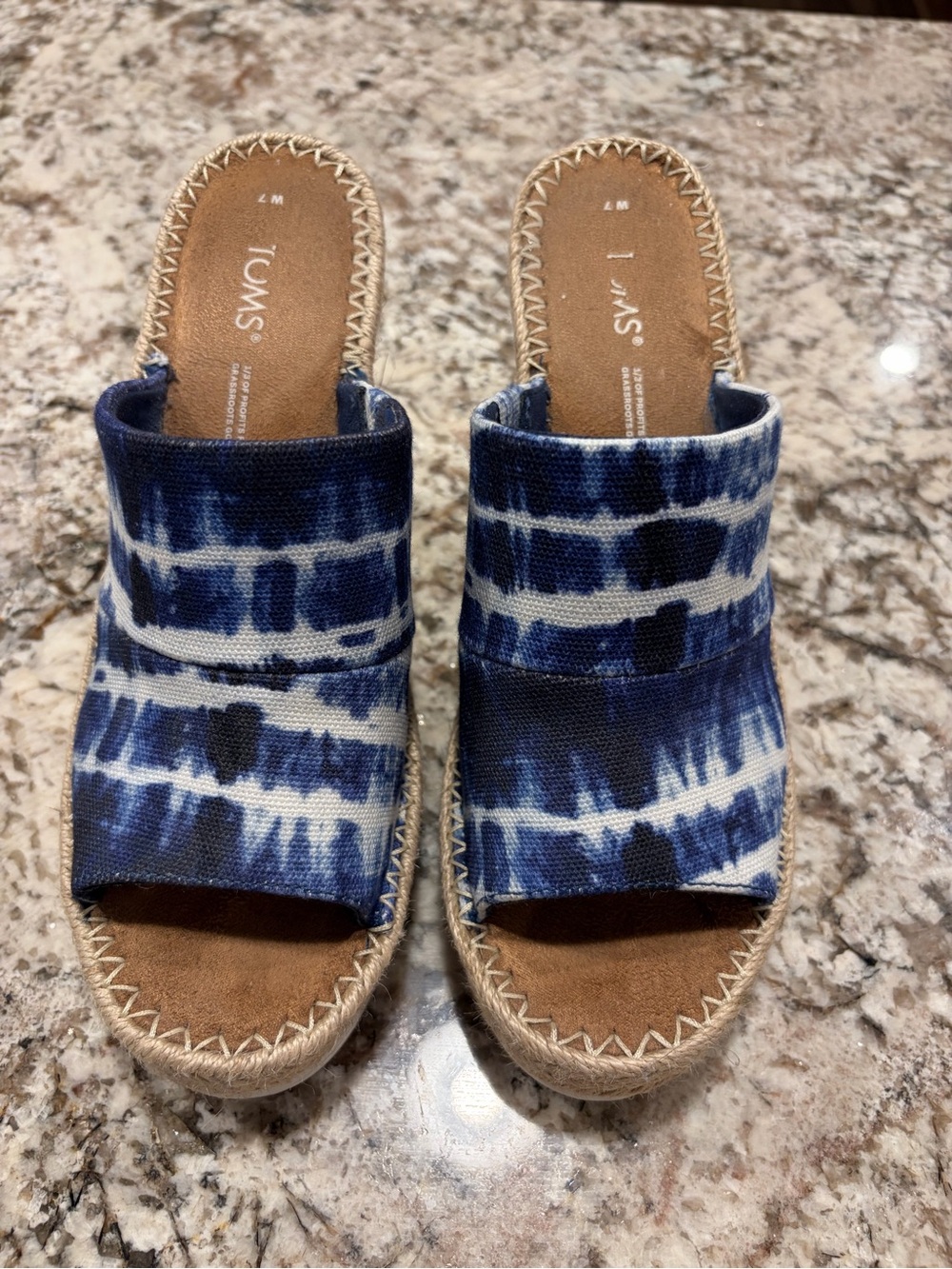 TOMS Blue Tie-Dye Espadrille Slide Mules